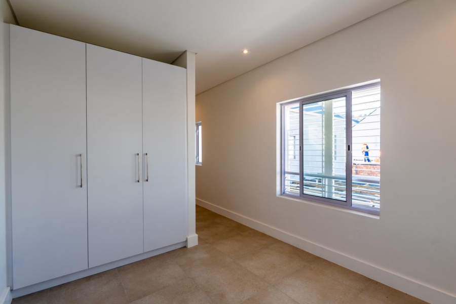 To Let 3 Bedroom Property for Rent in Voliere Estate Western Cape